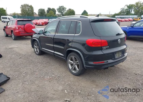 2017 Volkswagen Tiguan 2.0T Sport z USA, uszkodzony, nr VIN WVGUV7AX7HK029465